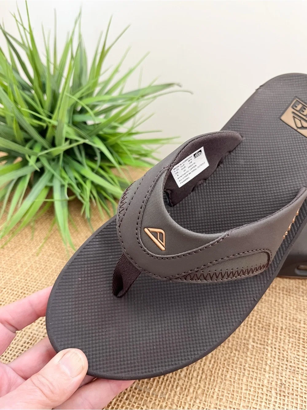 REEF Men’s Fanning Flip Flop Sandals Size 8 Brown